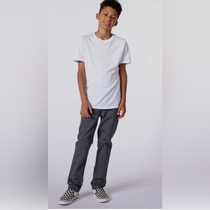 Volcom Boys Vmonty Chino Pants Sz. 7 
NWT  various sizes